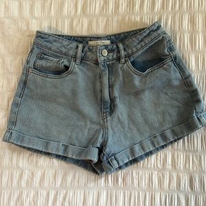 PACSUN blue jean shorts !!